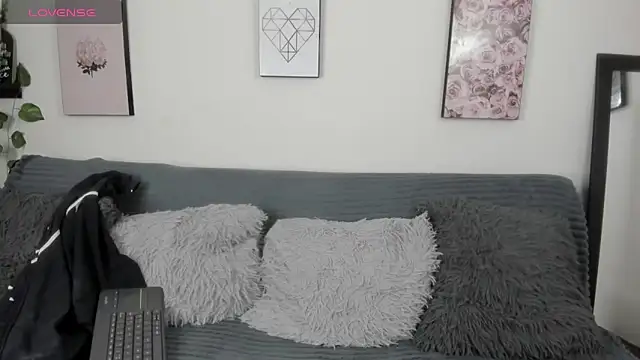 Alexaalove 1 online show from 5, 3, 2026