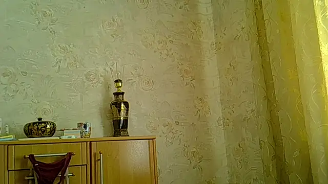 Snapshot of CurvyWild_Lady30 chatting on 29, 6, 2026 CurvyWild Lady30 online show from 29, 6, 2026
