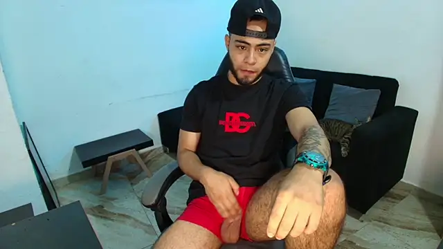 Xanderstone00 online show from 5, 4, 2026