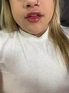 Snapshot of kahreal chatting on 16, 7, 2026 kahreal online show from 16, 7, 2026
