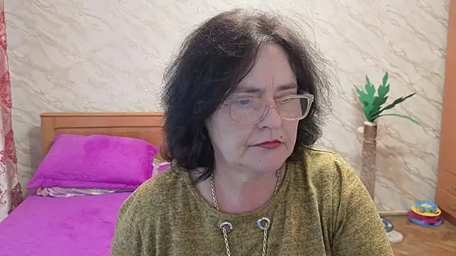 xMaryxAnne online show from 24, 5, 2026
