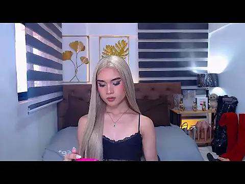 Snapshot of JuicyCockThea chatting on 9, 4, 2026 JuicyCockThea online show from 9, 4, 2026