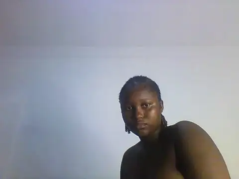 Snapshot of shyNia chatting on 19, 2, 2026 shyNia online show from 19, 2, 2026