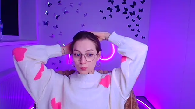 Esmi Winter online show from 19, 2, 2026