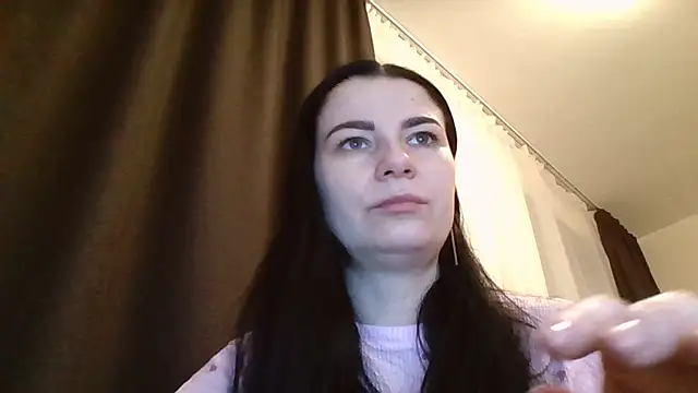 Clover Shine online show from 24, 2, 2026