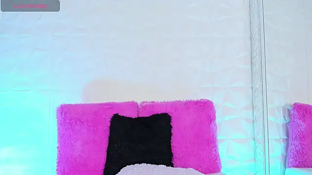 Snapshot of Ema_Jackson chatting on 25, 6, 2026 Ema Jackson online show from 25, 6, 2026