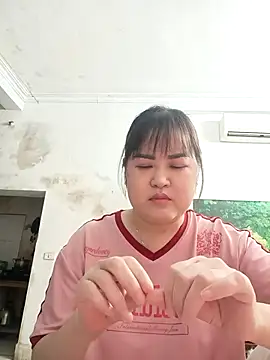 Snapshot of Kee-kimlee chatting on 15, 5, 2026 Kee-kimlee online show from 15, 5, 2026