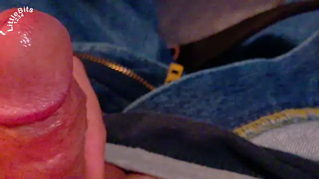 Snapshot of Littlebits1234 chatting on 16, 6, 2026 Littlebits1234 online show from 16, 6, 2026