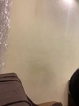 MilaKis online show from 12, 2, 2026