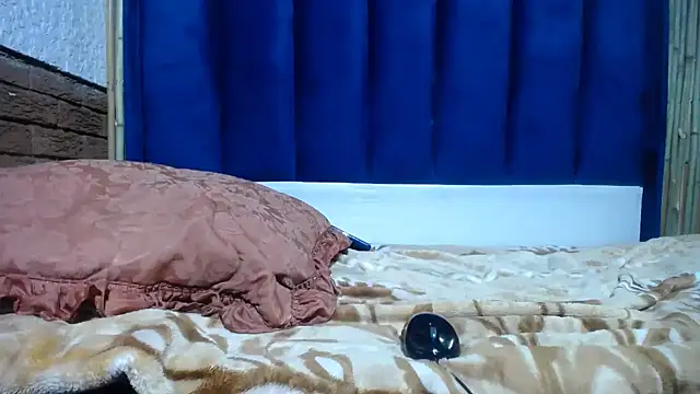 Tallgoddess online show from 27, 2, 2026