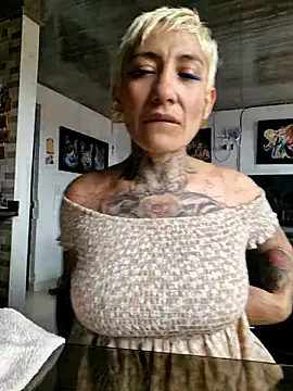 Everlyn sexx online show from 14, 7, 2026