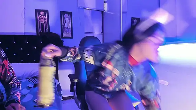 Snapshot of thonixxandluna chatting on 11, 2, 2026 thonixxandluna online show from 11, 2, 2026