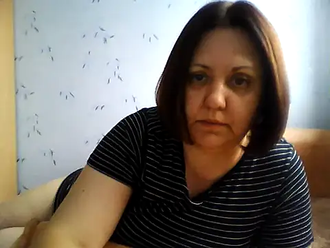 LockyCharm111 online show from 21, 7, 2026