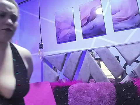 Snapshot of CurvaDorada_noa chatting on 16, 2, 2026 CurvaDorada noa online show from 16, 2, 2026