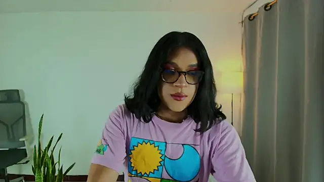 Snapshot of succubus_Vitta chatting on 13, 5, 2026 succubus Vitta online show from 13, 5, 2026
