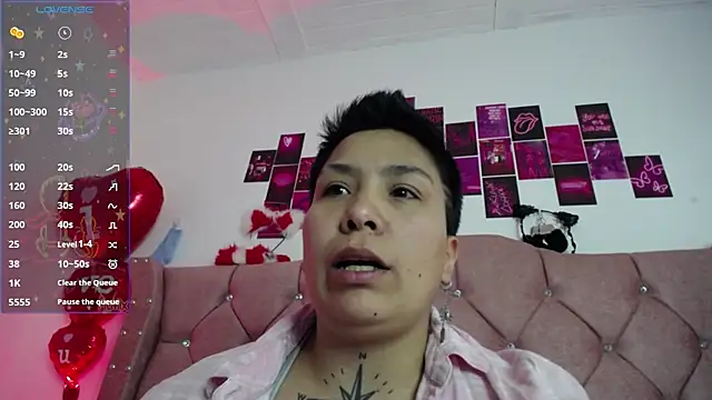 Snapshot of nat_evans8 chatting on 15, 6, 2026 nat evans8 online show from 15, 6, 2026