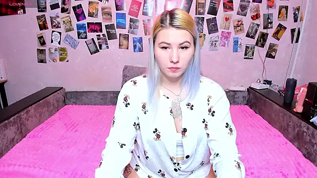 Snapshot of x_Ulya1cutex chatting on 18, 2, 2026 x Ulya1cutex online show from 18, 2, 2026