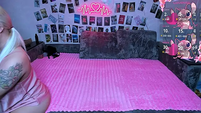 Snapshot of x_Ulya1cutex chatting on 28, 3, 2026 x Ulya1cutex online show from 28, 3, 2026