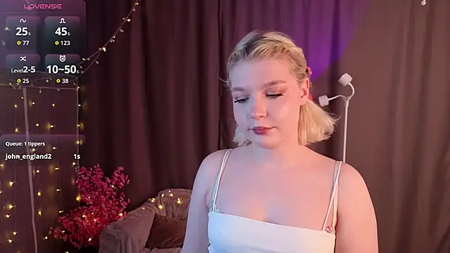 Snapshot of TobiteAnnie chatting on 1, 3, 2026 TobiteAnnie online show from 1, 3, 2026