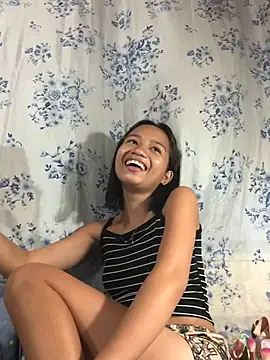 Snapshot of Asianpinay_Skinny1818 chatting on 17, 6, 2026 Asianpinay Skinny1818 online show from 17, 6, 2026