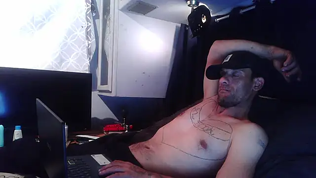 Snapshot of CharmedMoment62 chatting on 20, 2, 2026 CharmedMoment62 online show from 20, 2, 2026