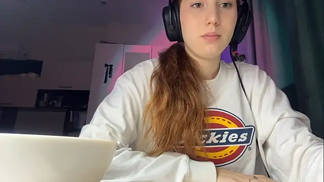 Snapshot of AliceCarrol chatting on 28, 2, 2026 AliceCarrol online show from 28, 2, 2026