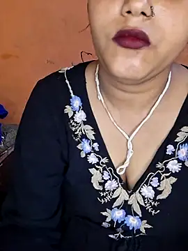 Snapshot of Nency_Love143 chatting on 2, 6, 2026 Nency Love143 online show from 2, 6, 2026