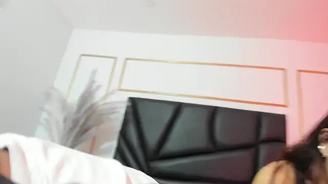 Gaia n Nix online show from 19, 4, 2026