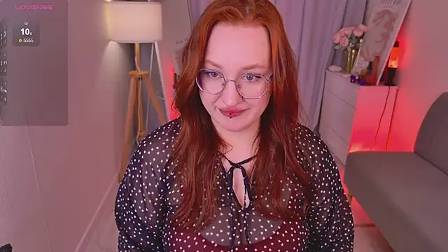 SpicyFox  online show from 8, 3, 2026