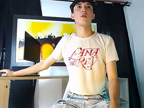 Snapshot of jullian_ricci chatting on 27, 2, 2026 jullian ricci online show from 27, 2, 2026