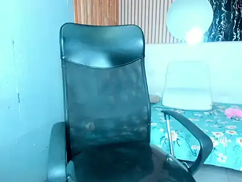 Jhoselinee online show from 20, 2, 2026