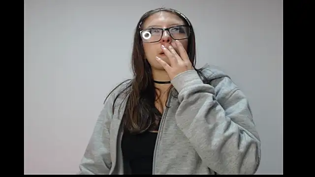 Snapshot of michell_bunny1 chatting on 23, 5, 2026 michell bunny1 online show from 23, 5, 2026