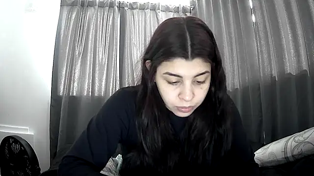 Snapshot of violetazein7 chatting on 21, 5, 2026 violetazein7 online show from 21, 5, 2026