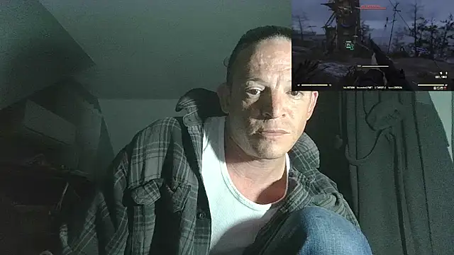 Snapshot of ShadowLove85 chatting on 2, 5, 2026 ShadowLove85 online show from 2, 5, 2026