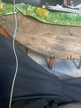 Snapshot of longuebitenoire971 chatting on 20, 2, 2026 longuebitenoire971 online show from 20, 2, 2026