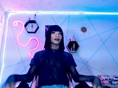 Snapshot of Violeta_R_ chatting on 16, 2, 2026 Violeta R online show from 16, 2, 2026