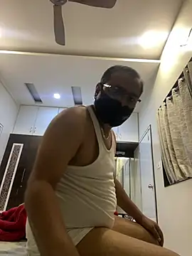 maleattention online show from 29, 7, 2026