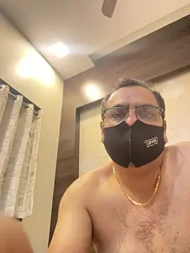 maleattention online show from 30, 7, 2026