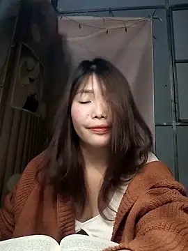 Girl-crazy1 online show from 22, 3, 2026