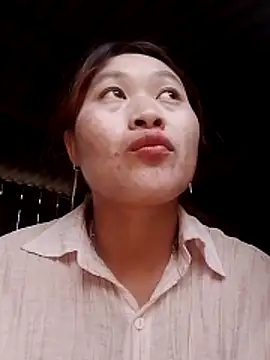 Snapshot of bany-lee chatting on 27, 5, 2026 bany-lee online show from 27, 5, 2026