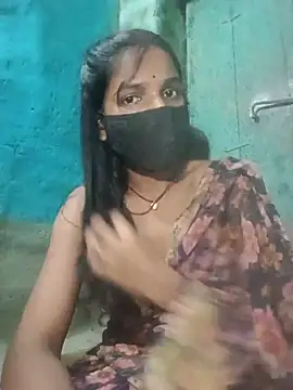 Snapshot of Desi_Couple_P chatting on 17, 6, 2026 Desi Couple P online show from 17, 6, 2026