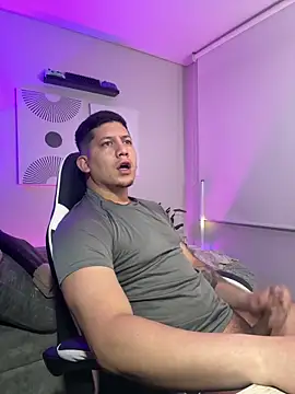  robertobaggioo online show from 1, 4, 2026