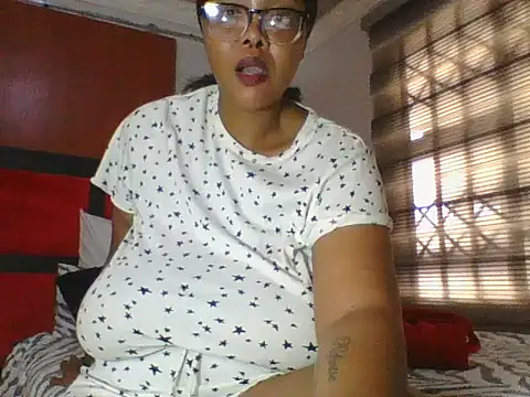 Snapshot of ShantelBootyBoobs chatting on 23, 2, 2026 ShantelBootyBoobs online show from 23, 2, 2026