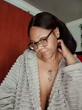 ShantelBootyBoobs online show from 10, 7, 2026