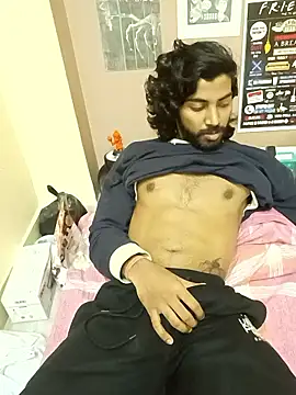 Snapshot of Yk_physique chatting on 14, 2, 2026 Yk physique online show from 14, 2, 2026