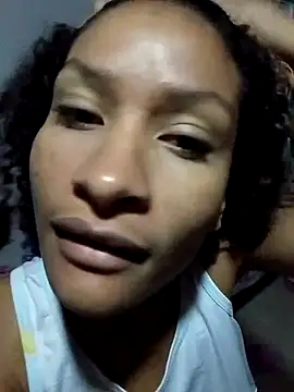 Snapshot of mailyn_gold chatting on 23, 3, 2026 mailyn gold online show from 23, 3, 2026