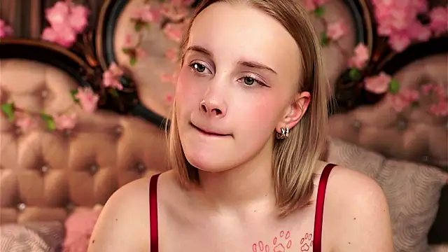 KirstinMcgeady online show from 11, 3, 2026