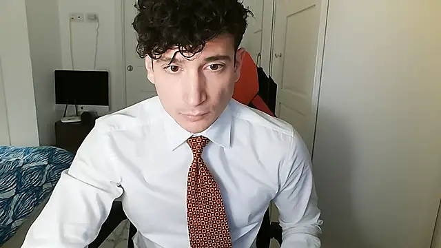 Snapshot of MaskSuit chatting on 11, 2, 2026 MaskSuit online show from 11, 2, 2026