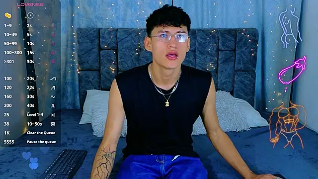 NicolasTorrez online show from 5, 6, 2026