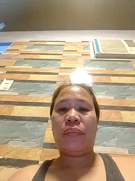 squirtshantal online show from 4, 10, 2025